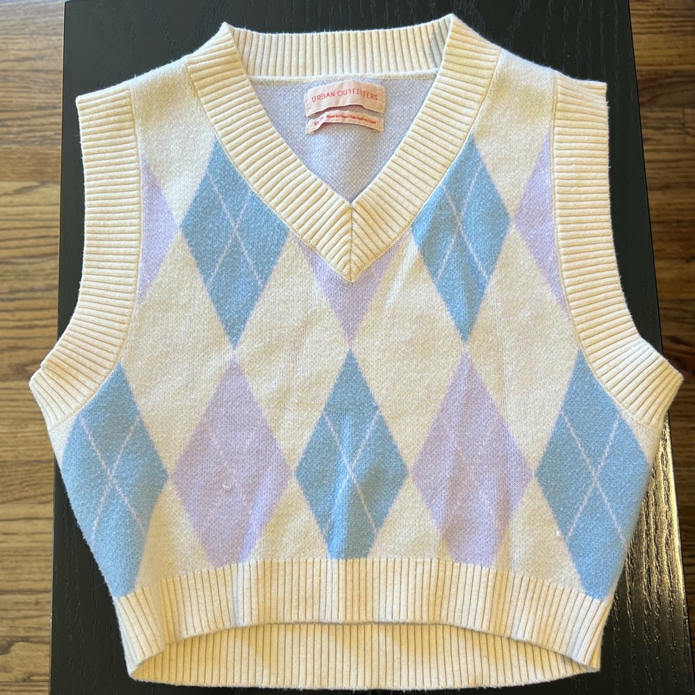 Urban Outfitters Argyle sweater vest, Grandpa-core. XS